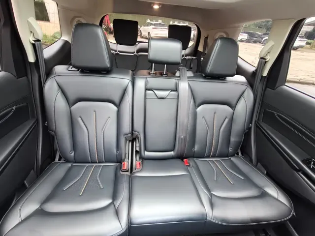 Ford Edge — Фото автомобиля 8