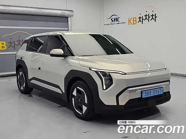 Kia EV3 — Фото автомобиля 4