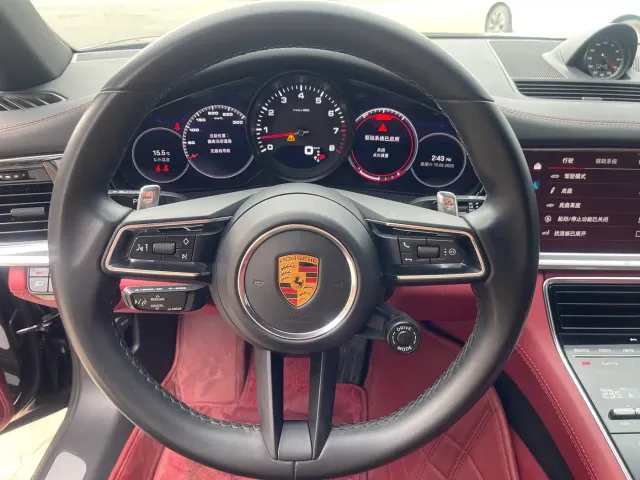 Porsche Panamera — Фото автомобиля 19