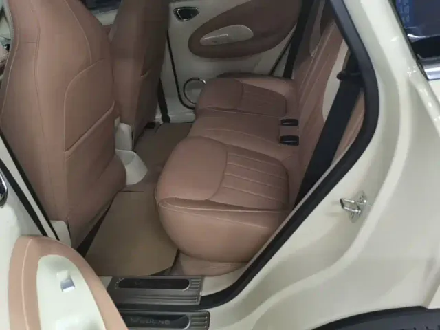 Wuling Bingo — Фото автомобиля 16