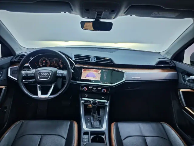 Audi Q3 — Фото автомобиля 9