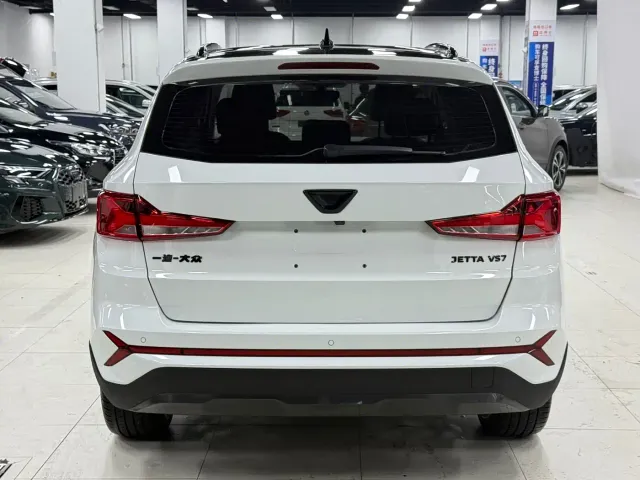 Jetta VS7 — Фото автомобиля 6