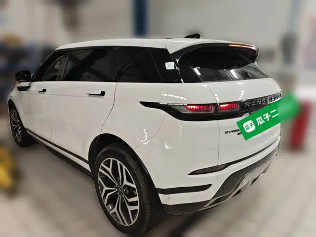 Land Rover Range Rover Evoque — Фото автомобиля 24