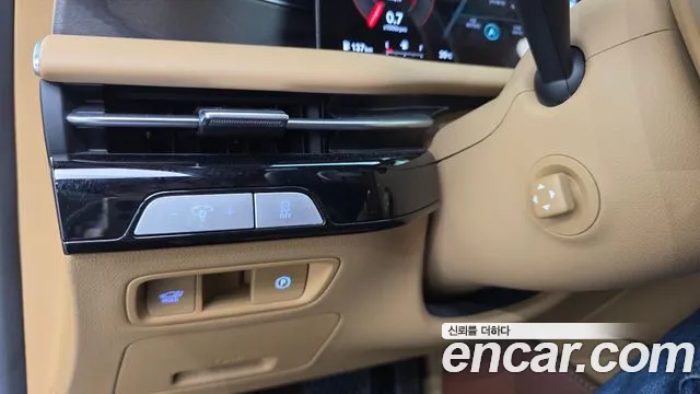 Genesis G80 Бензин 2.5 турбо AWD — Фото автомобиля 11