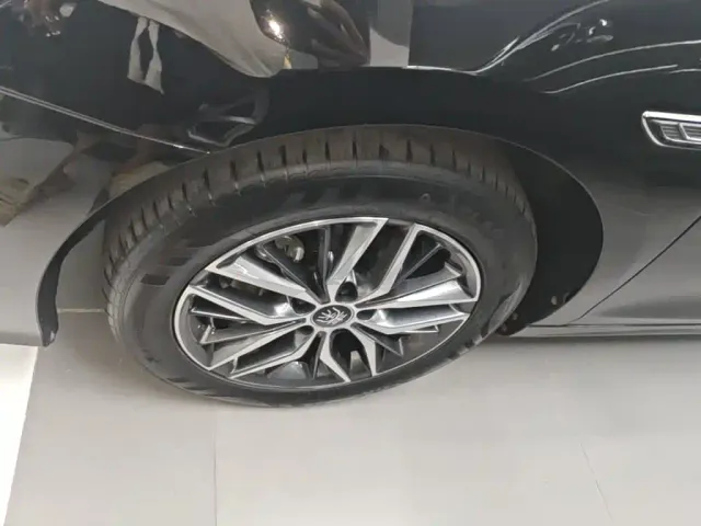 BYD Qin PLUS — Фото автомобиля 22