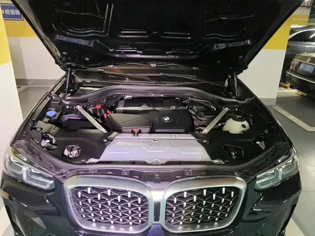 BMW X4 — Фото автомобиля 3