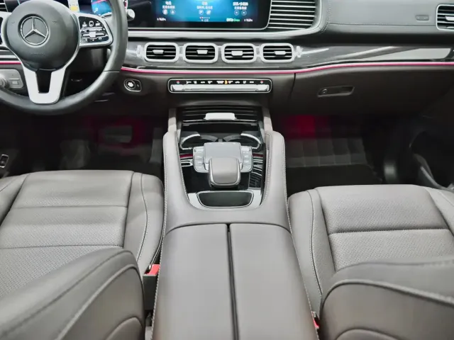 Mercedes-Benz GLE-Class — Фото автомобиля 10