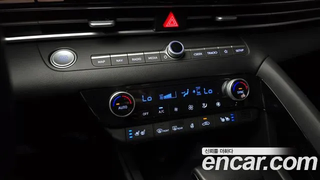 Hyundai AVANTE Avante (CN7) — Фото автомобиля 18