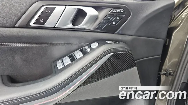 BMW X7 — Фото автомобиля 29