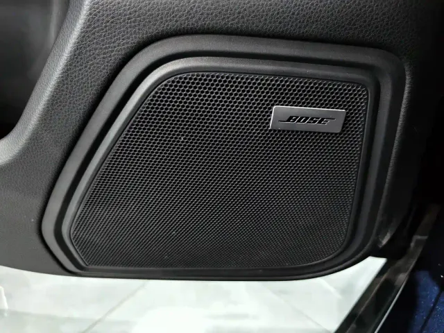 Porsche Macan — Фото автомобиля 19