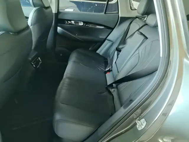 Geely Galaxy E5 — Фото автомобиля 16