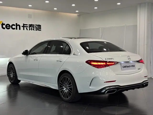 Mercedes-Benz C-Class — Фото автомобиля 6