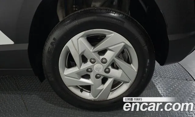 Hyundai Kona — Фото автомобиля 6