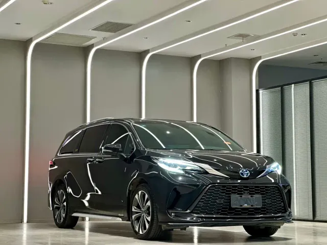 Toyota Granvia — Фото автомобиля 3
