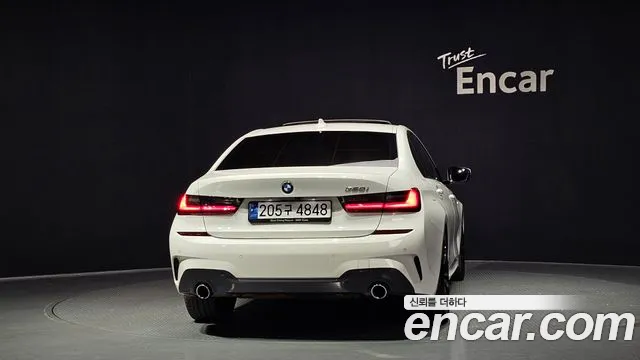 BMW 3-Series 3 серия (G20) 320i M Sport — Фото автомобиля 3