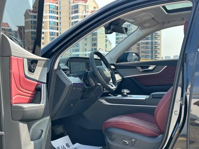 Hongqi HS5 — Фото автомобиля 4