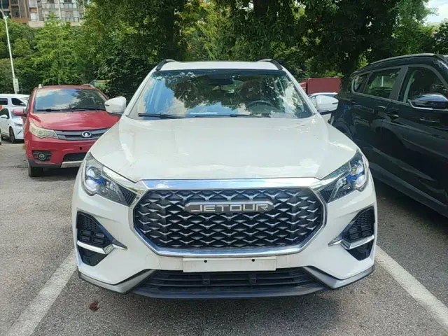 Jetour X70 — Фото автомобиля 2