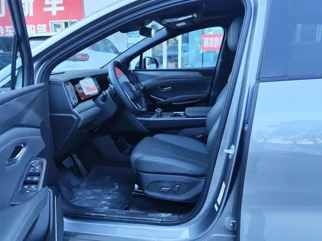 BYD Song L DM-i — Фото автомобиля 5