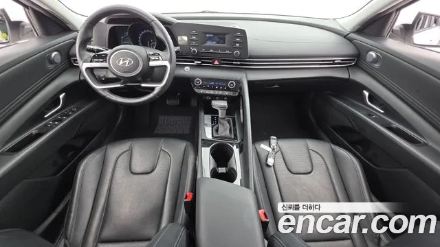 Hyundai AVANTE Smart — Фото автомобиля 7