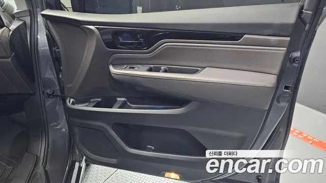 Honda Odyssey — Фото автомобиля 25