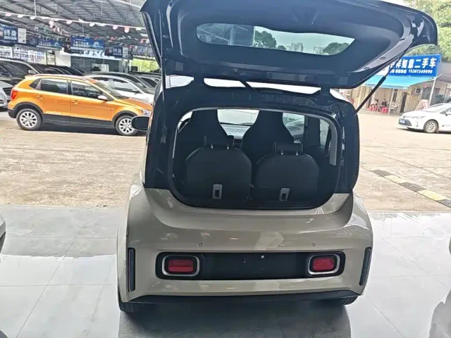 Baojun KiWi EV — Фото автомобиля 18
