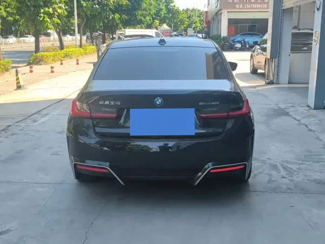 BMW i3 — Фото автомобиля 4