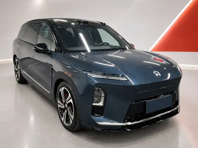 Nio ES8 — Фото автомобиля 3