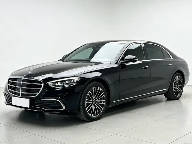 Mercedes-Benz S-Class — Фото автомобиля 3