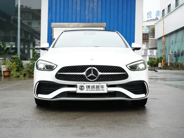 Mercedes-Benz C-Class — Фото автомобиля 2