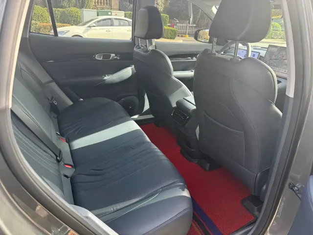 Geely Galaxy E5 — Фото автомобиля 12