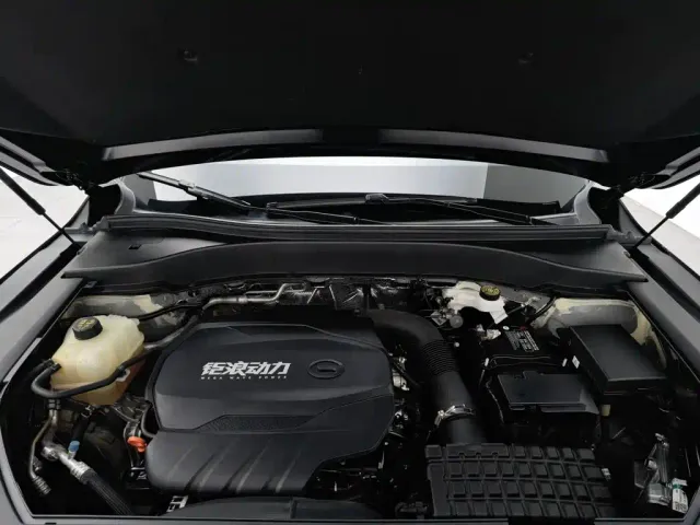 GAC Trumpchi GS8 — Фото автомобиля 6