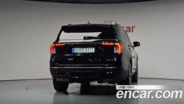 Ford Explorer 6th Gen — Фото автомобиля 4