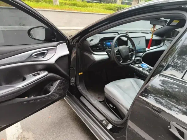 BYD Seal — Фото автомобиля 17
