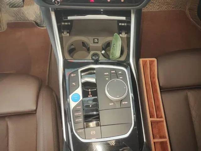 BMW i3 — Фото автомобиля 13