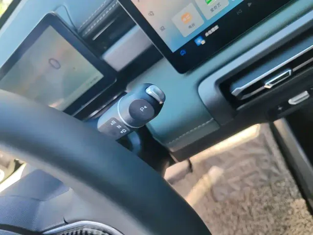 Baojun Yep Plus — Фото автомобиля 13