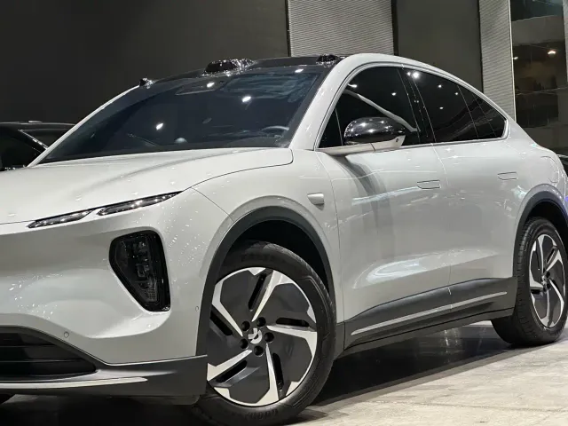 Nio EC6 — Фото автомобиля 7