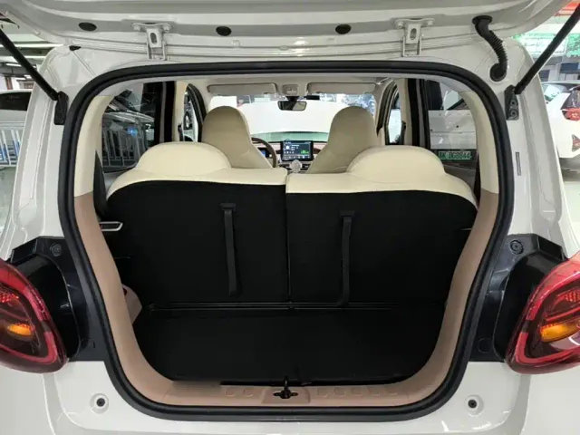 Wuling Hongguang Mini EV — Фото автомобиля 18