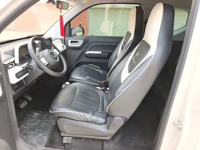 Wuling Hongguang Mini EV — Фото автомобиля 14