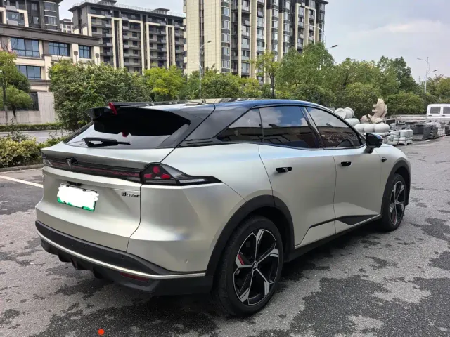 Deepal S07 — Фото автомобиля 5