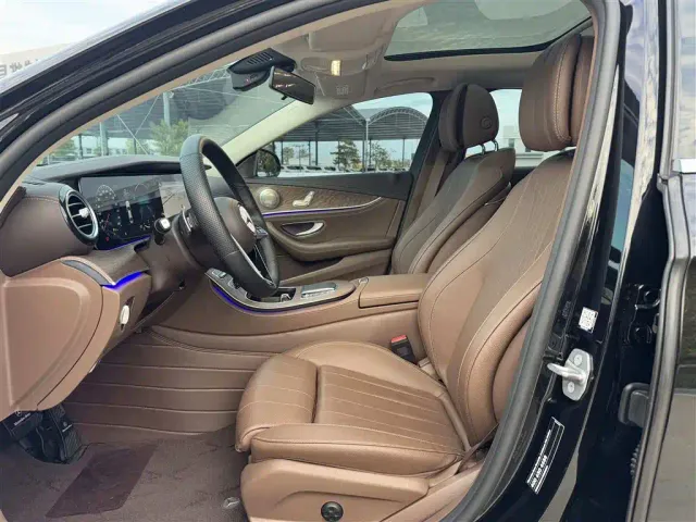 Mercedes-Benz E-Class — Фото автомобиля 4