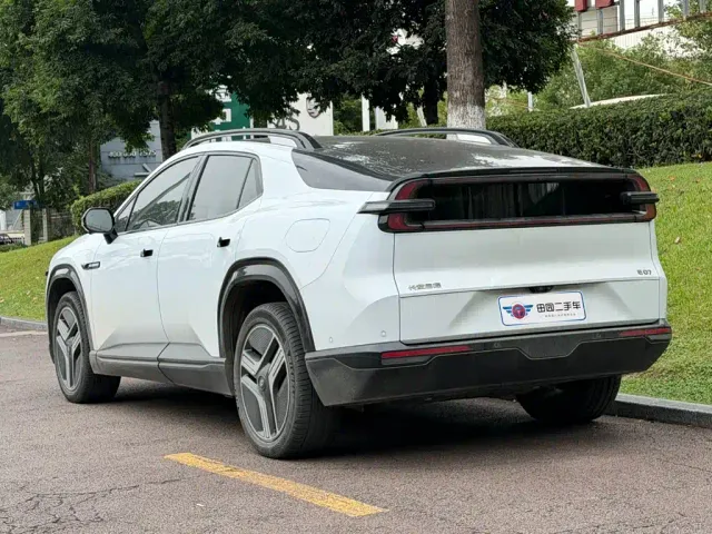 Changan Qiyuan E07 — Фото автомобиля 4