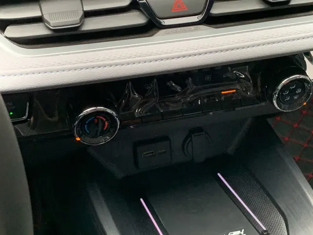 Chevrolet Monza — Фото автомобиля 10