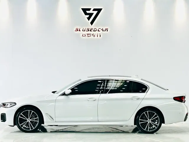 BMW 5 Series — Фото автомобиля 7