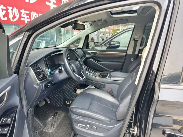 GAC Trumpchi M8 — Фото автомобиля 6