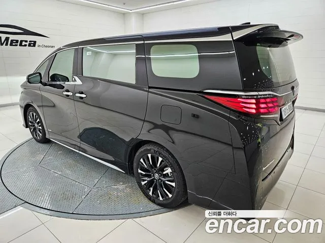 Toyota Alphard Generation 4 — Фото автомобиля 6