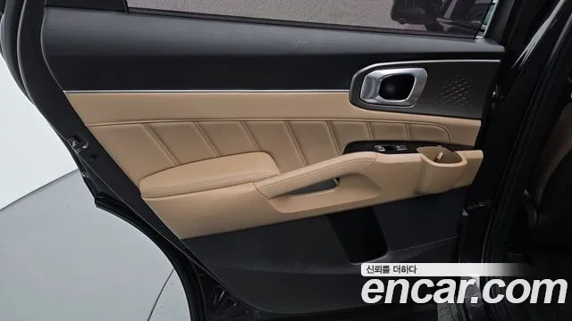 Kia Sorento — Фото автомобиля 14