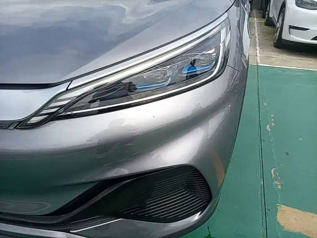 BYD Yuan PLUS — Фото автомобиля 23
