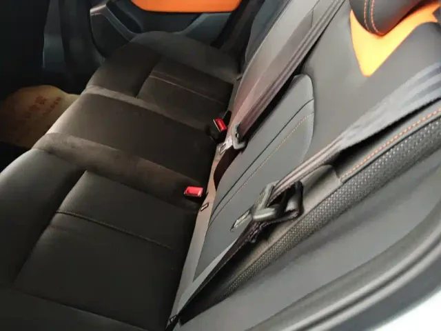 Dongfeng Yixuan GS — Фото автомобиля 11