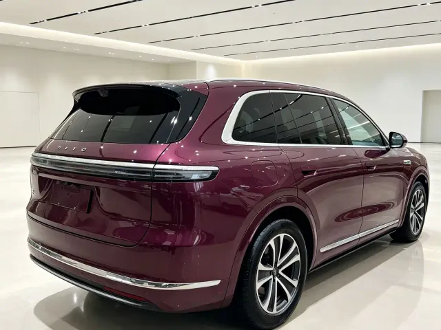 Aito M7 — Фото автомобиля 7