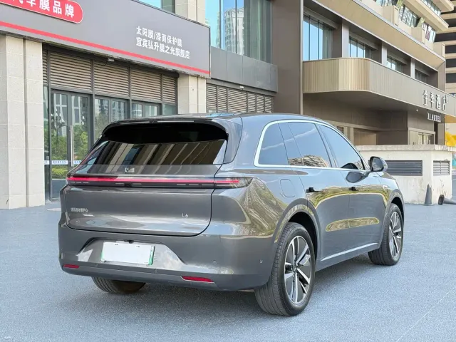 Li Auto L6 — Фото автомобиля 8